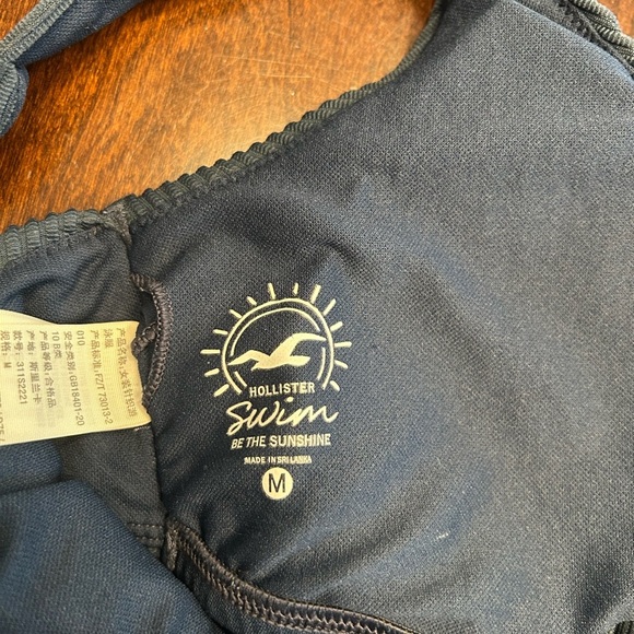 Hollister Navy Blue Ribbed Bikini Top - Picture 4 of 4